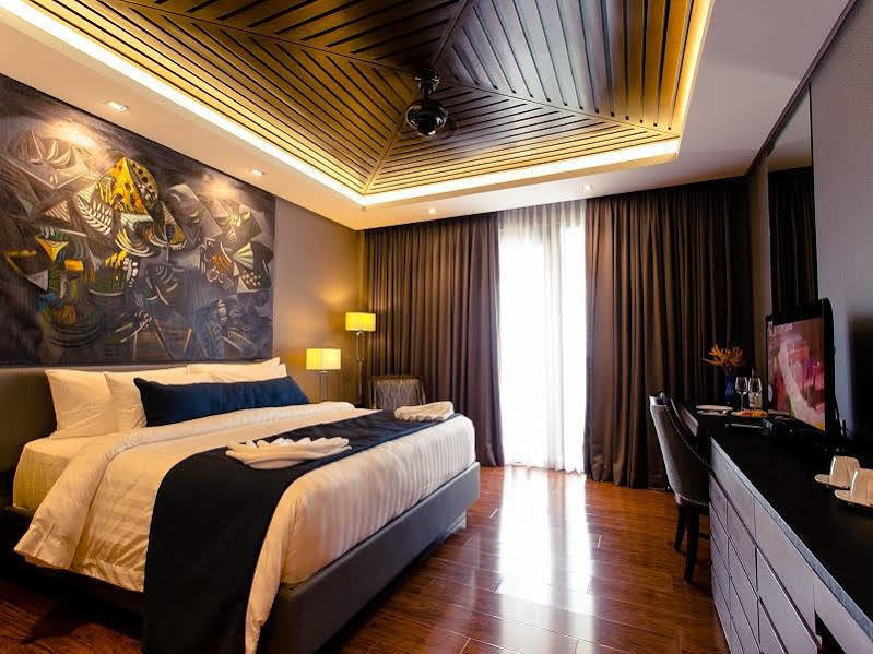 Bravo Hotel&Resorts Dumaguete City Exterior foto